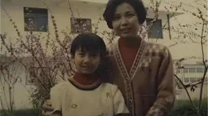 中老年人吃鱼肝油的好处又安心 中老年人服用鱼肝油的三大功效 中老年人吃鱼肝油的好处又安心 中老年人服用鱼肝油的三大功效