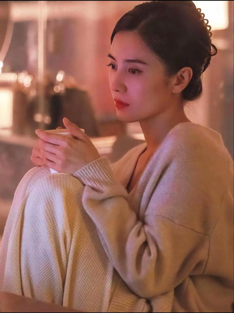 婴儿舌头发紫爱吐舌头 婴儿舌头发紫爱吐舌头