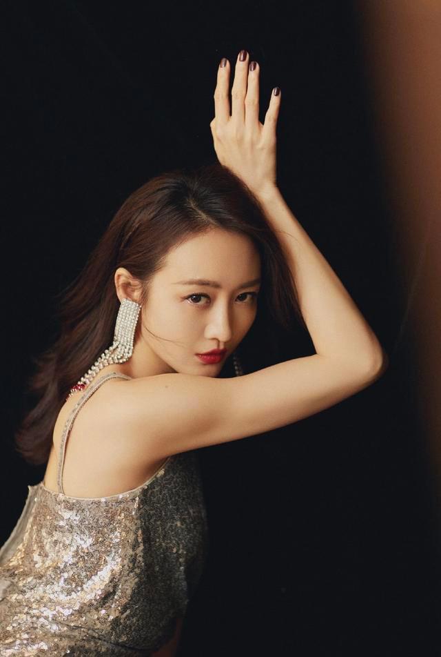 ���չ�˾�ᵹ���� �Ժ��չ�˾�ᵹ����