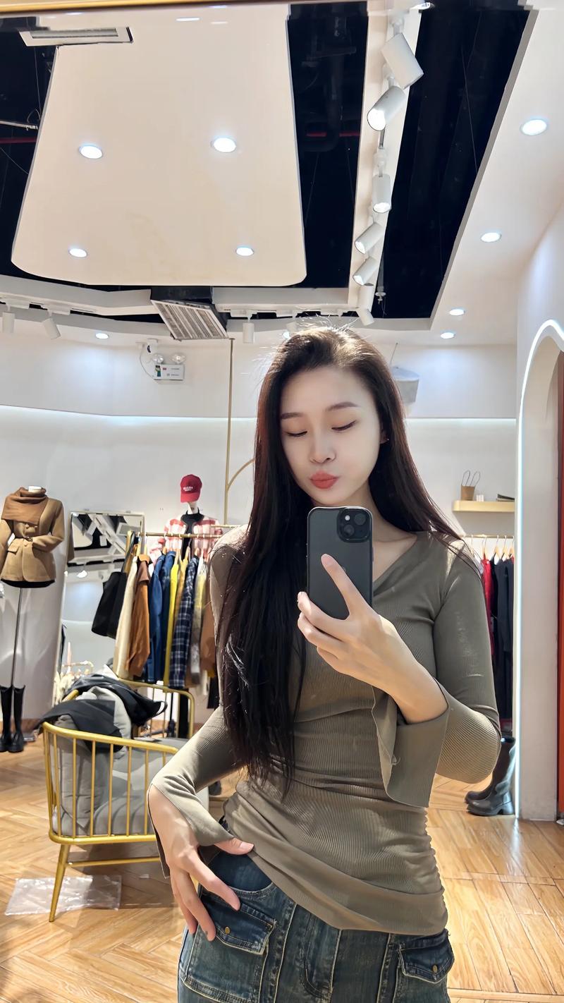 徐静蕾的历任前男友 徐静蕾的现任男朋友是谁 徐静蕾的历任前男友 徐静蕾的现任男朋友是谁