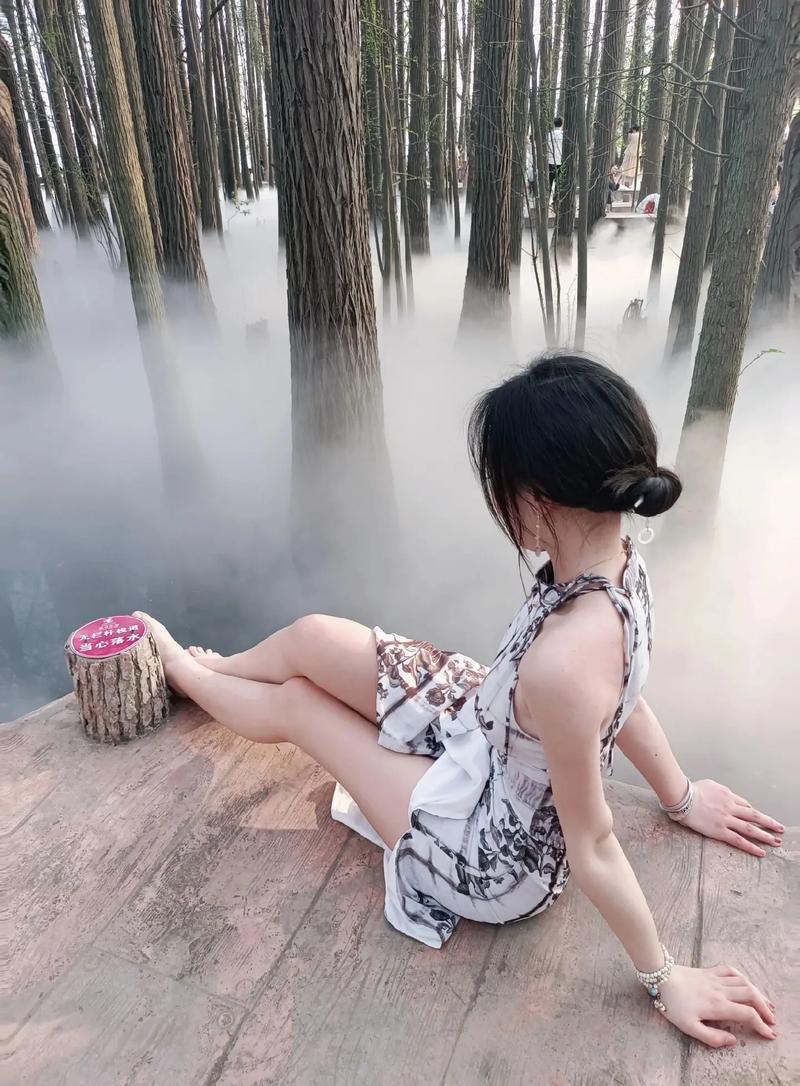 西虹市首富徐冬冬抽沈腾 西虹市首富徐冬冬抽沈腾