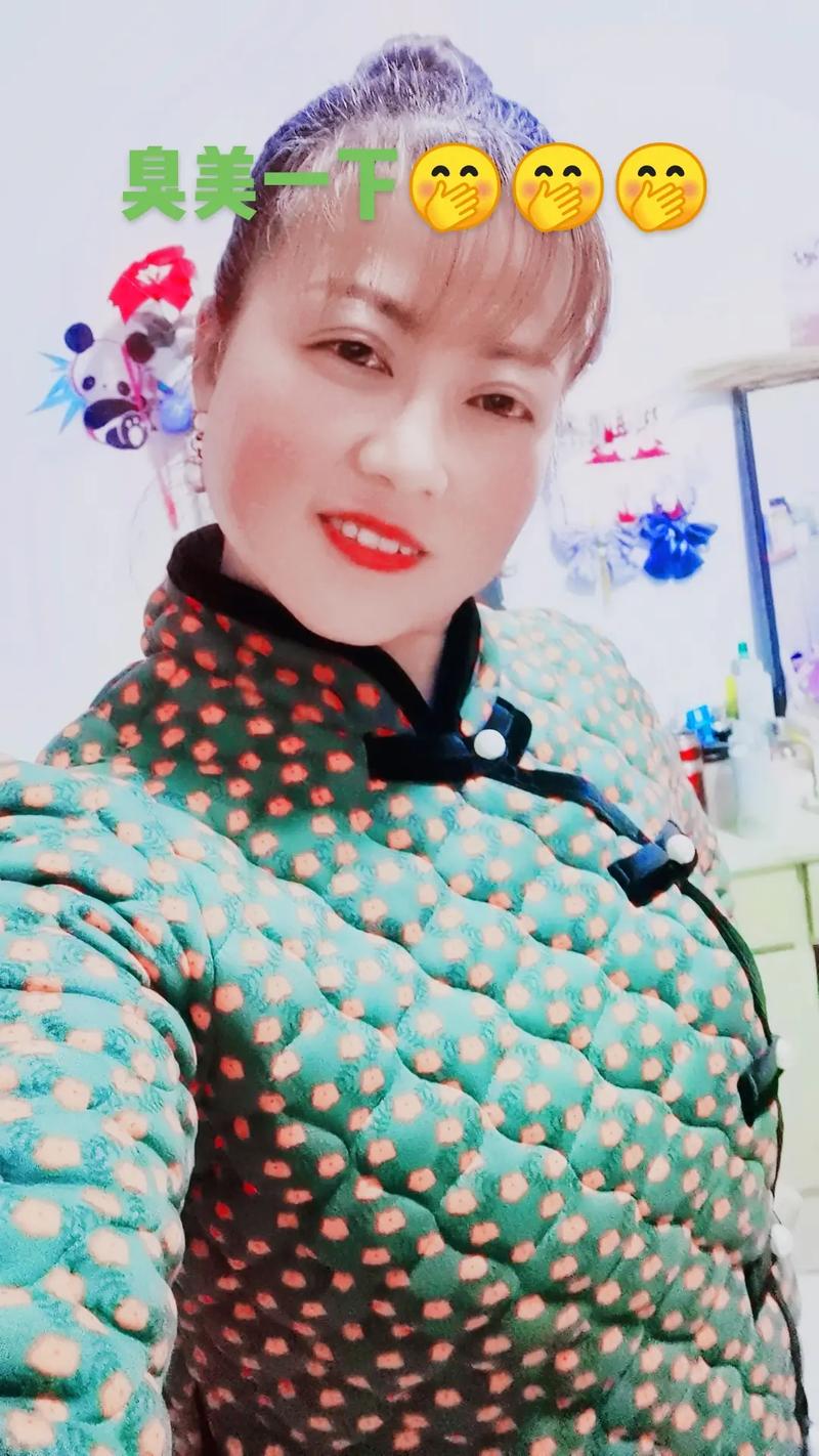 ��������ͯ�Ǳ��ĵ�¶�޽�ͷ ����������ͷ����