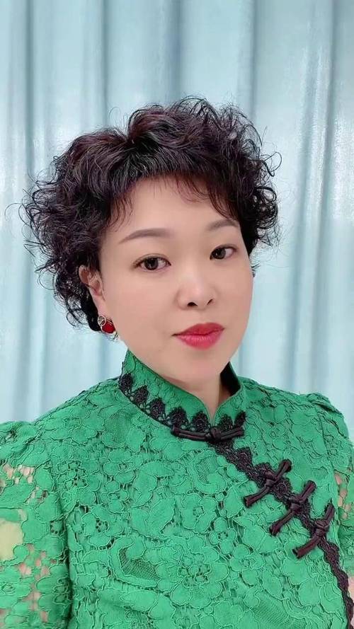 怎样防止脱发 防止脱发要多吃富含维生素的食物 怎样防止脱发 防止脱发要多吃富含维生素的食物