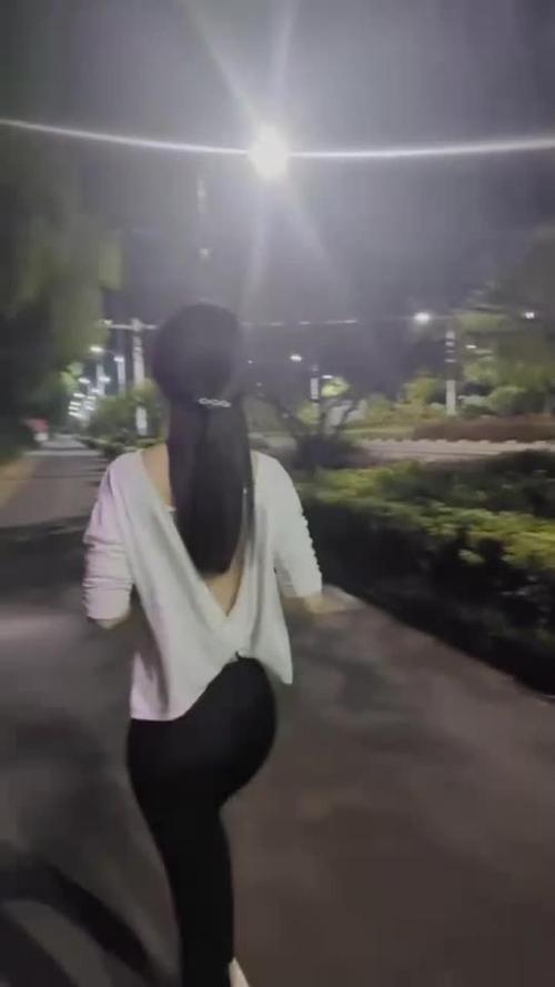 长期小便发黄是什么原因 长期小便发黄是什么原因