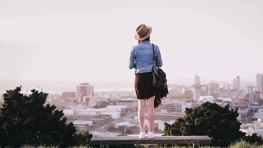 �׾�������·ת