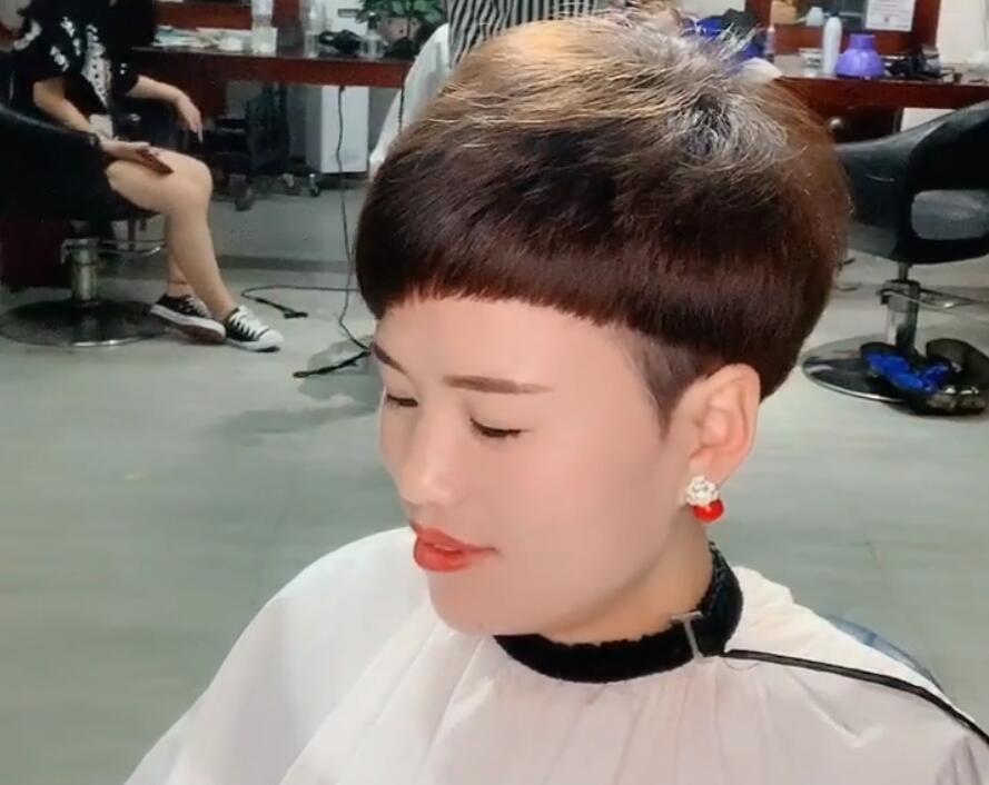 最近晚上出汗手臂和身上痒这是怎么办 最近晚上出汗手臂和身上痒这是怎么办