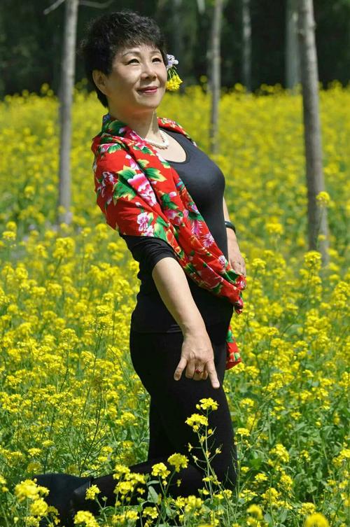 婴儿抚触的好处是什么 婴儿抚触可以促进睡眠 婴儿抚触的好处是什么 婴儿抚触可以促进睡眠