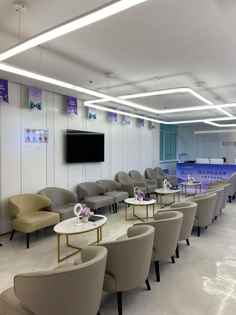 如何判断胸口肌肉拉伤 如何判断胸口肌肉拉伤