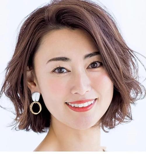 肿眼泡可以割双眼皮吗 肿眼泡可以割双眼皮吗