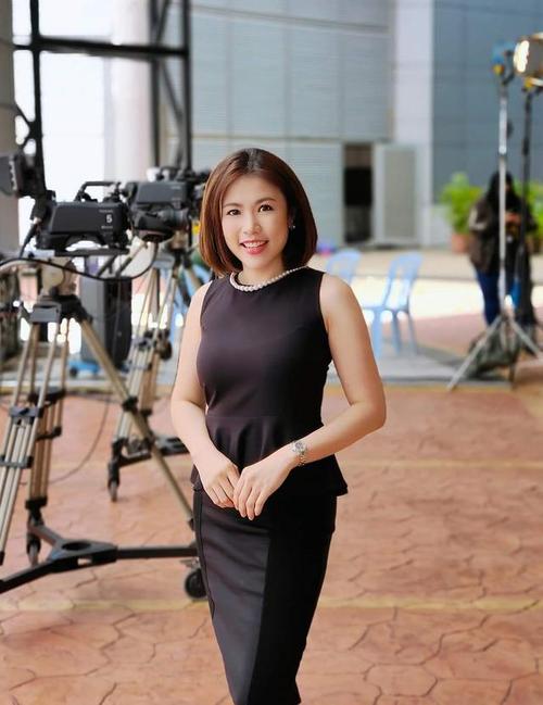 如何利用指甲上的月牙这张晴雨表 专家来解读 如何利用指甲上的月牙这张晴雨表 专家来解读