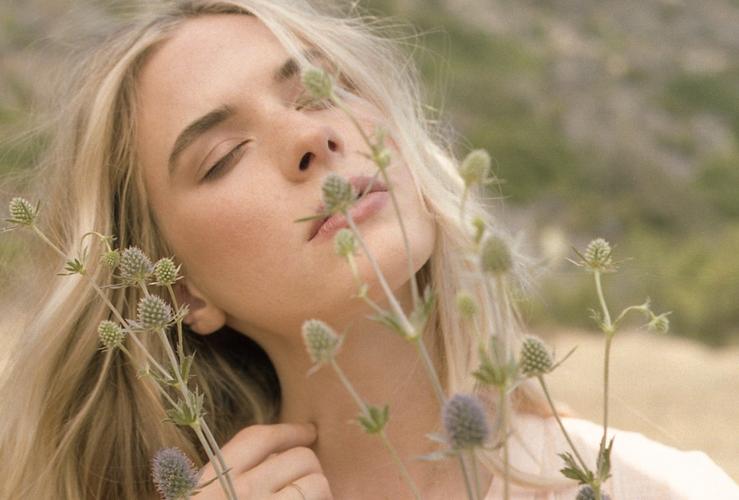 手指发胀握拳头感觉紧是怎么回事 手指发胀握拳头感觉紧是怎么回事