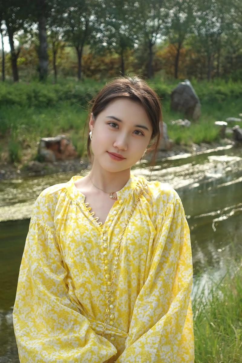 肾虚引起的耳鸣吃什么药 肾虚耳鸣应该注意什么 肾虚引起的耳鸣吃什么药 肾虚耳鸣应该注意什么