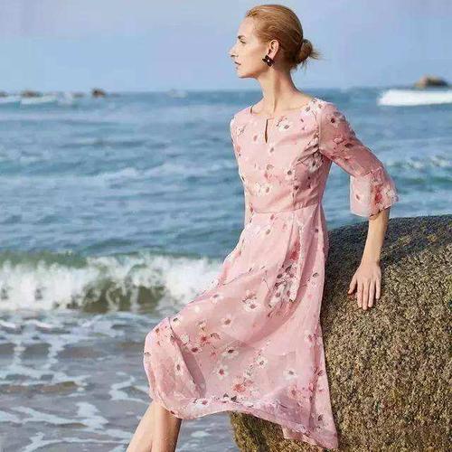 拉红尿是什么原因 警惕三个疾病缠身 拉红尿是什么原因 警惕三个疾病缠身