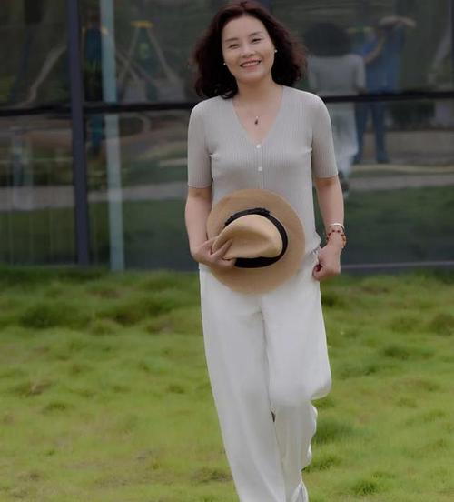 口干眼干失眠挂中医看什么科呢 口干眼干失眠挂中医看什么科呢