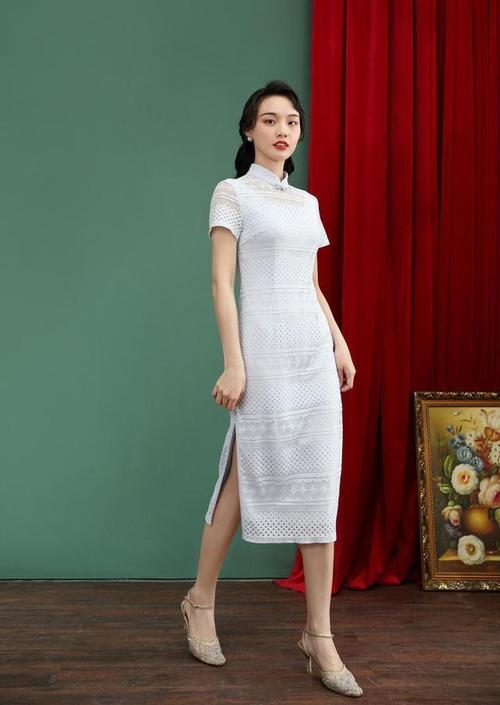 左耳下颈部有疙瘩怎么回事 左耳下颈部有疙瘩怎么回事