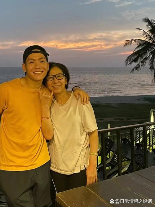 华谊兄弟截至今日公司在银行等金融机构逾期债务合计5250万元 华谊兄弟截至今日公司在银行等金融机构逾期债务合计5250万元