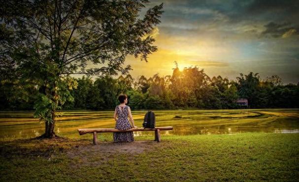 暖宫贴怎么用 暖宫贴用法及注意事项介绍 暖宫贴怎么用 暖宫贴用法及注意事项介绍